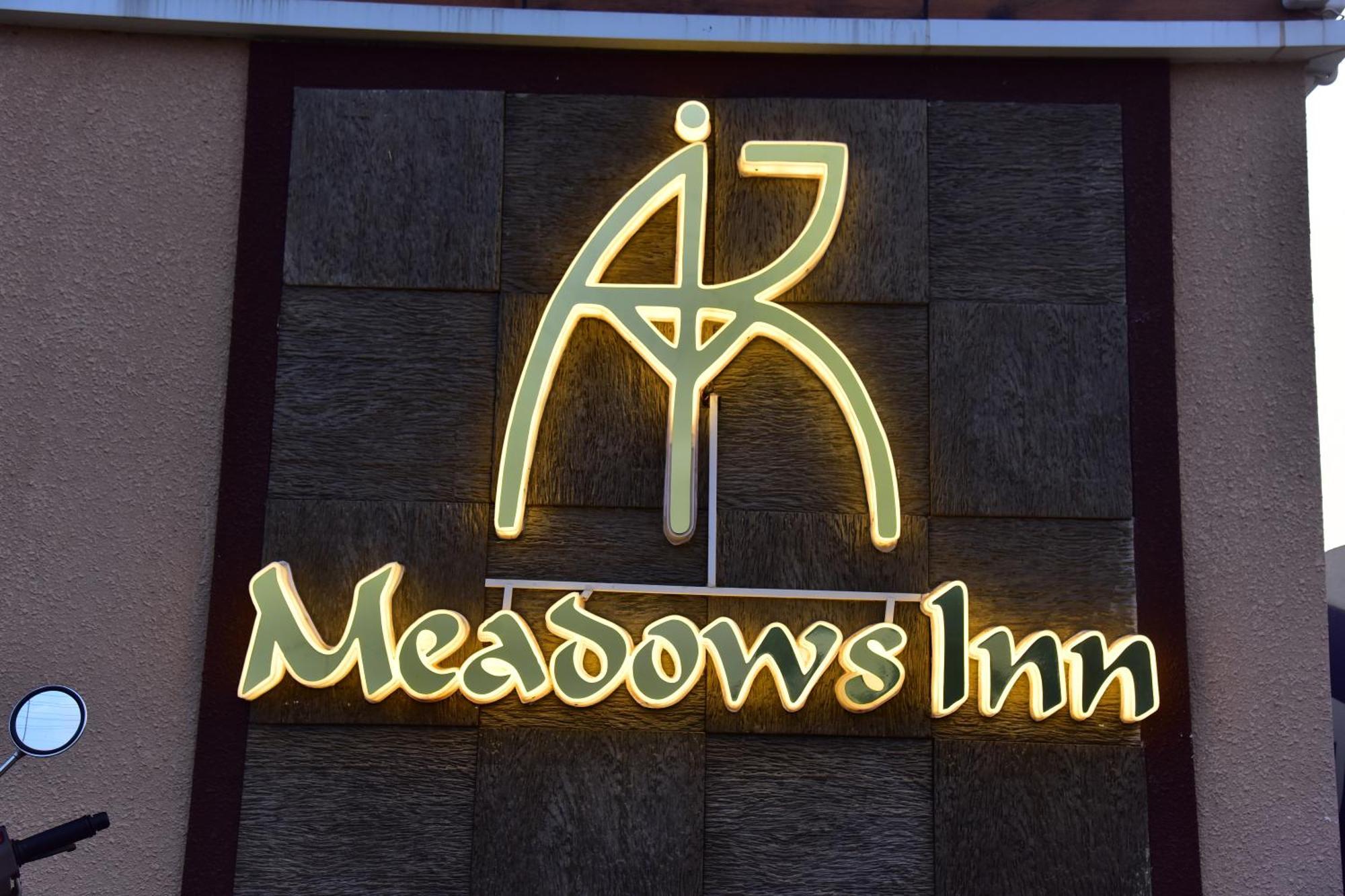 Meadows Inn Mysore Exteriör bild